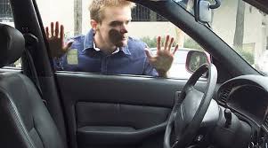 izmir örnekköy oto kilit